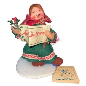 Vintage 1994 Annalee Dolls 5” Old World Caroller Girl  New With Tags Holiday